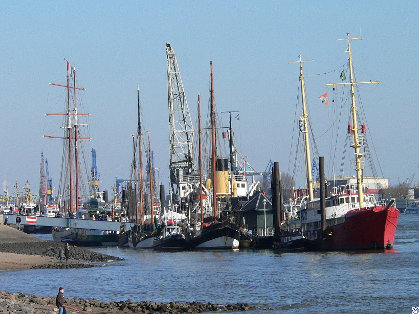 Elbstrand bei Övelgönne in Hamburg